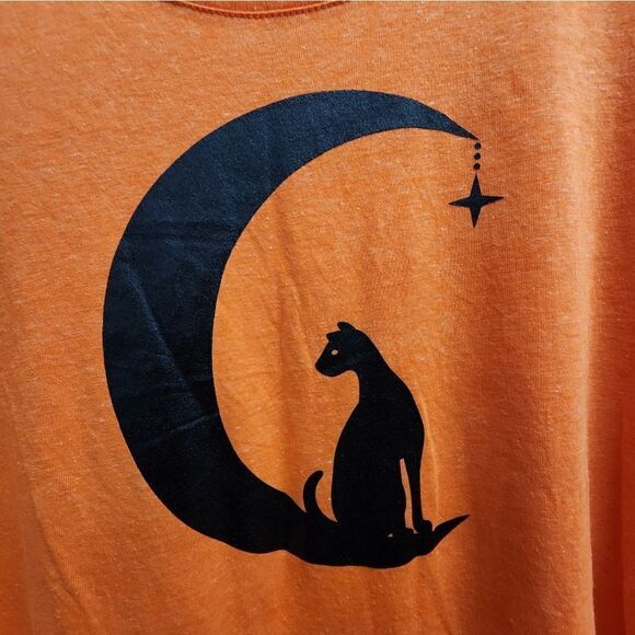 New women's Halloween hocus-pocus Thackery Binx cat on the moon print - Picture 2 of 4